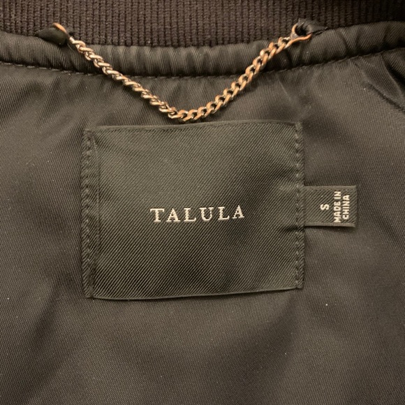 Woman’s AritziaTalula Whitby Bombet Jacket - Picture 3 of 4